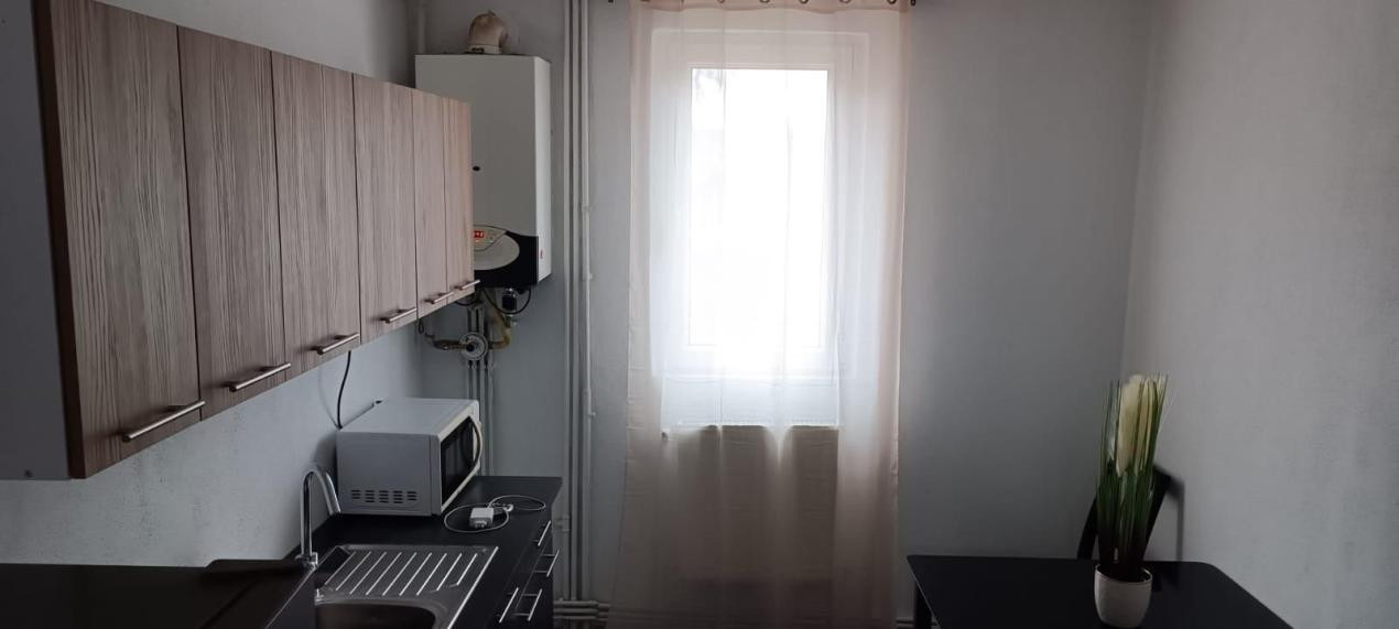 Apartament cu 2 camere mobilat si utilat- zona Balcescu