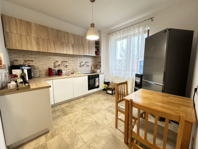 Casa insiruita, 4 camere, 144 mp utili, 289 mp teren - Dumbravita 