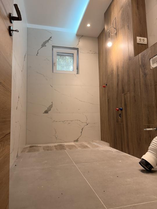 Apartament 3 camere, decomandat 70 mp utili, parter - Complexul Studentesc