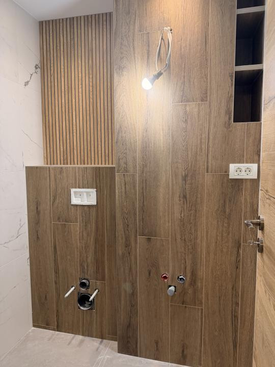 Apartament 3 camere, decomandat 70 mp utili, parter - Complexul Studentesc