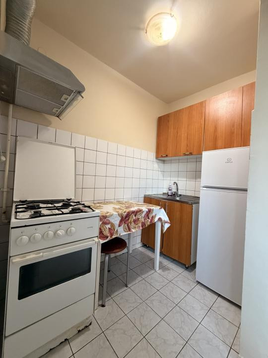 Apartament 1 camera, decomandat, 32 mp utili, parter - Brancoveanu