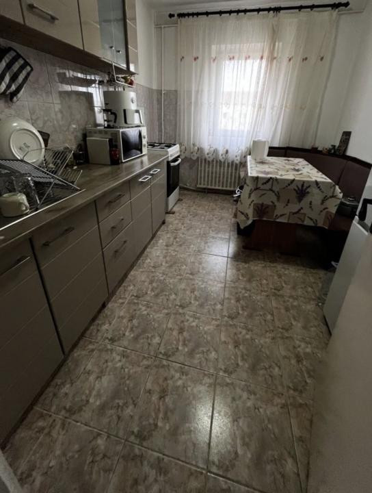 Apartament 2 camere, semidecomandat, mobilat in zona Olimpia Stadion 