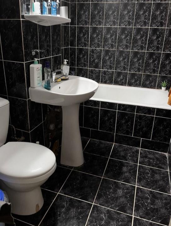 Apartament 2 camere, semidecomandat, mobilat in zona Olimpia Stadion 