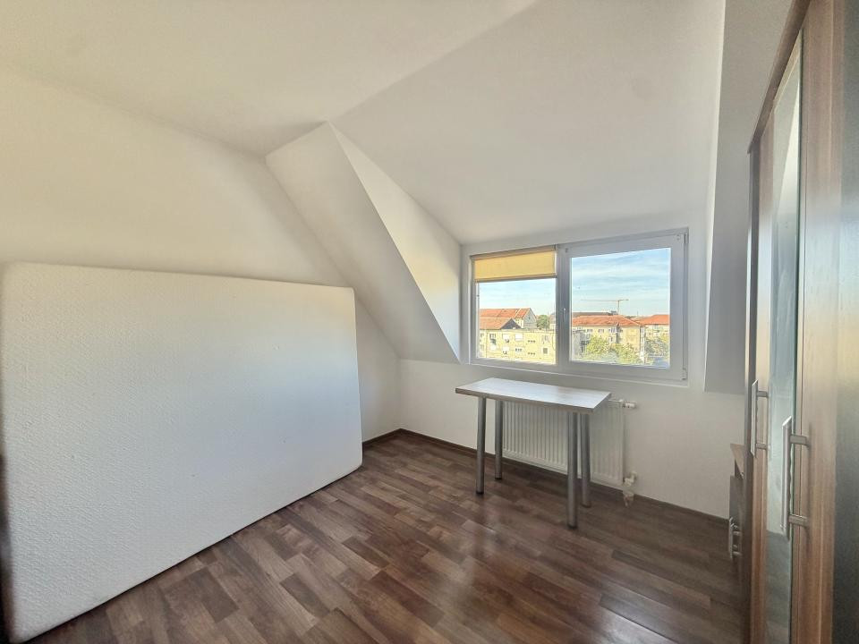 Apartament 3 camere, open space, zona Lipovei -Thalia 