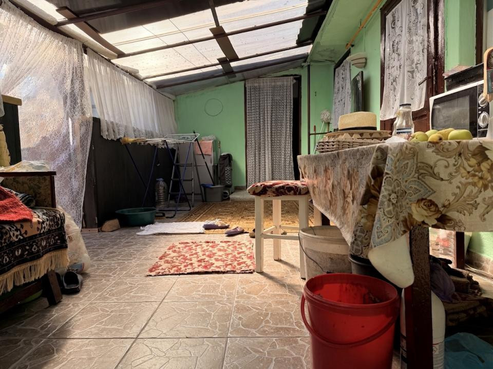 Casa individuala, 200 mp utili, 1005 mp gradina , anexe - Sag