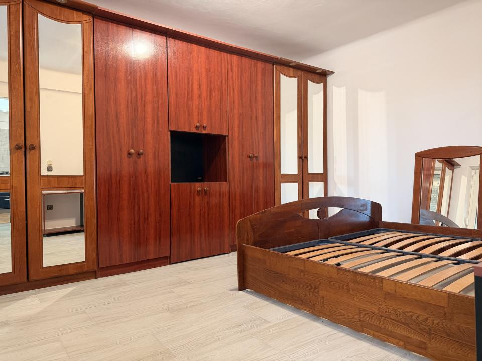 Apartament 1 camera, semidecomandat, 30 mp utili, etaj 3 - Complexul Studentesc