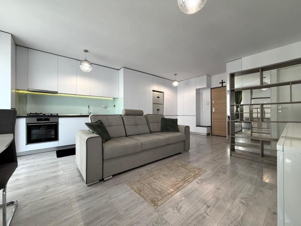 Apartament 3 camere, 65 mp utili, etaj 4 - zona Isho