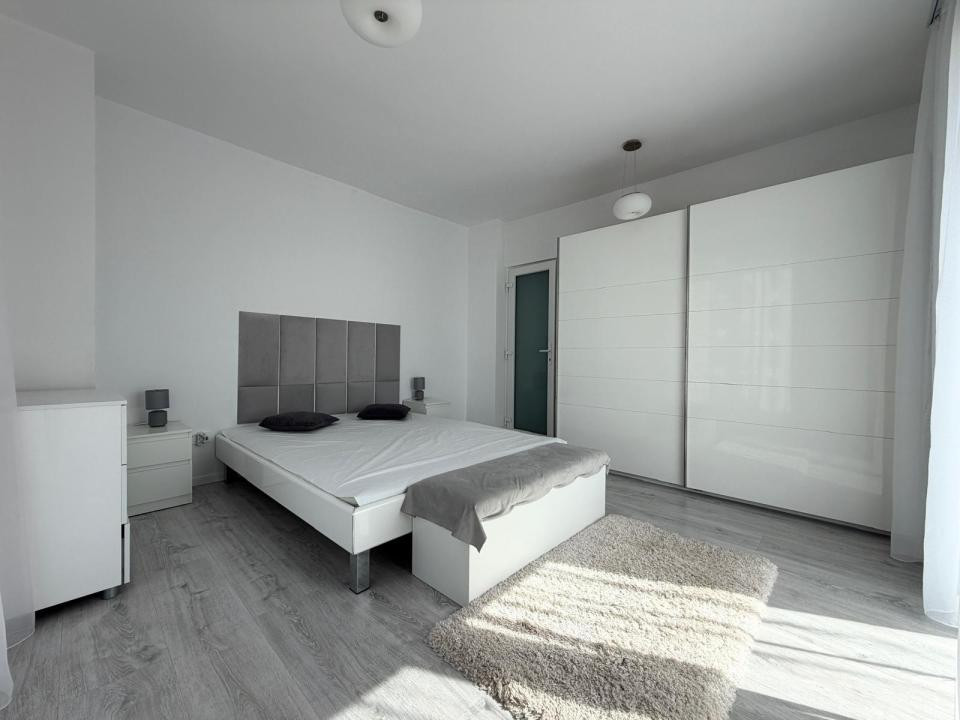 Apartament 3 camere, 65 mp utili, etaj 4 - zona Isho