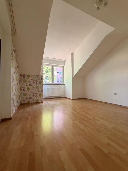 Casa individuala 5 camere, 200 mp curte, terasa, garaj - Simion Barnutiu