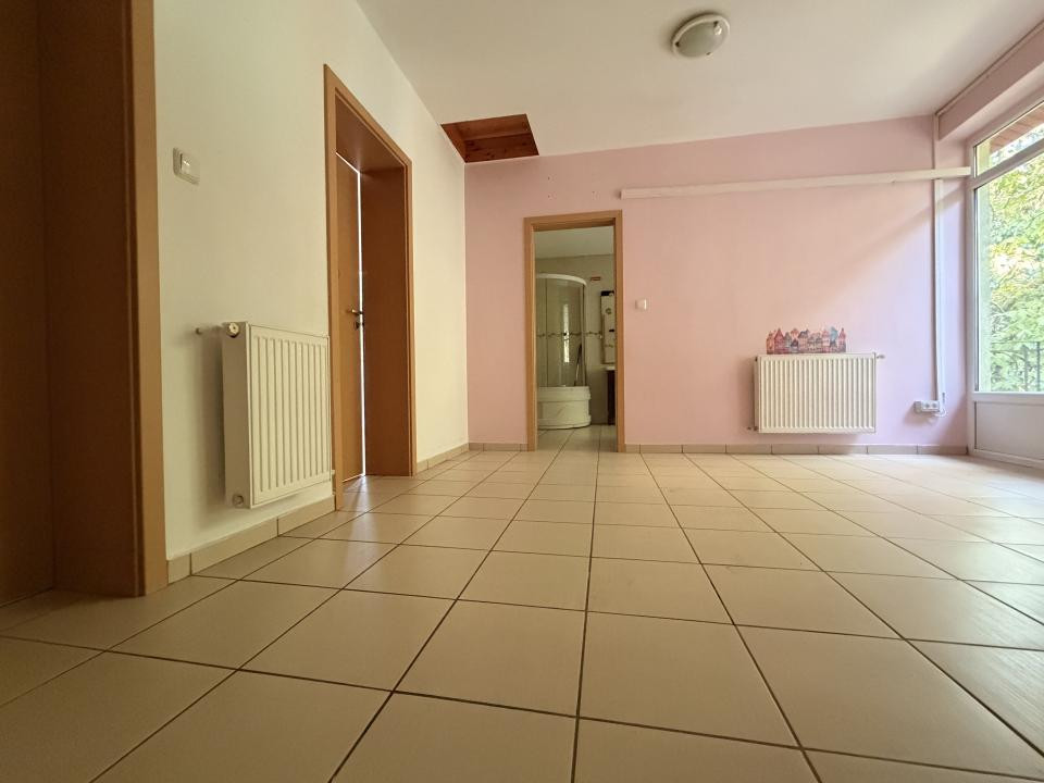 Casa individuala 5 camere, 200 mp curte, terasa, garaj - Simion Barnutiu
