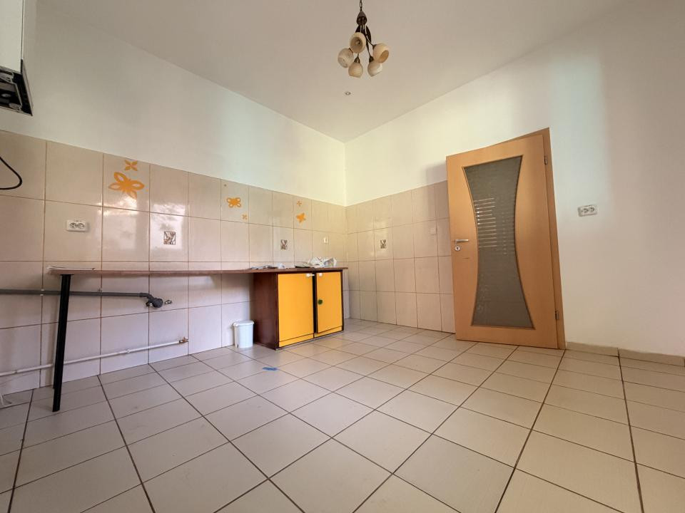 Casa individuala 5 camere, 200 mp curte, terasa, garaj - Simion Barnutiu
