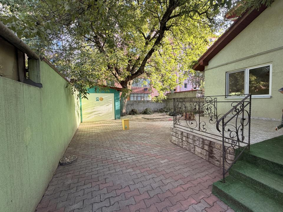 Casa individuala 5 camere, 200 mp curte, terasa, garaj - Simion Barnutiu