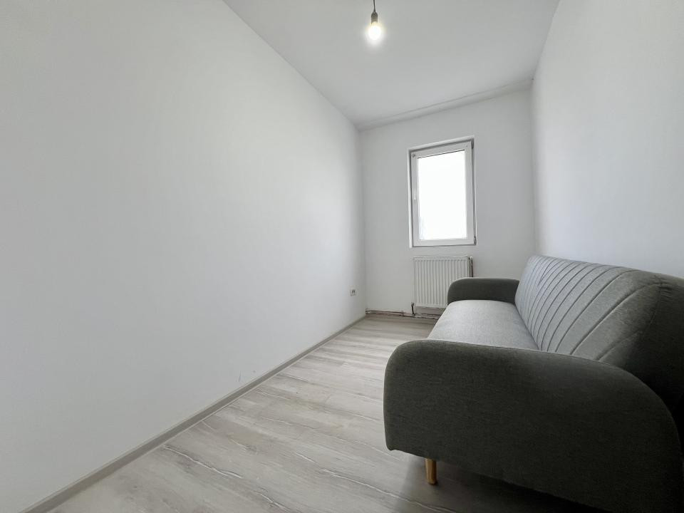 Apartament 3 camere, 62 mp utili, etaj 4 - Zona Sagului