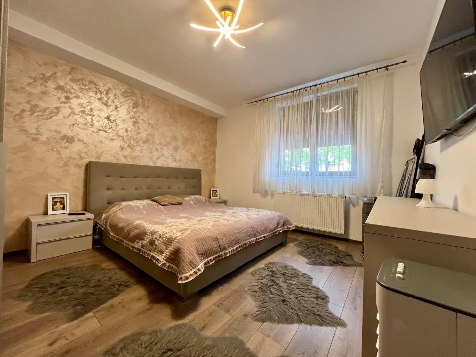 Casa cu 2 camere, 54 mp, curte comuna, parter - Zona Freidorf