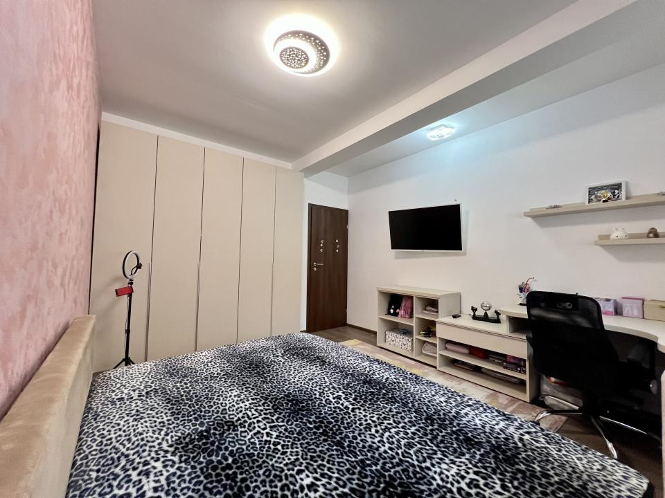 Casa cu 2 camere, 54 mp, curte comuna, parter - Zona Freidorf