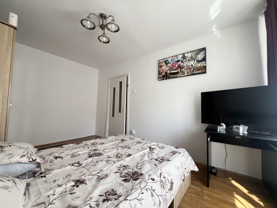  Apartament 2 camere, 50 mp utili, etaj 4/5  - Dambovita