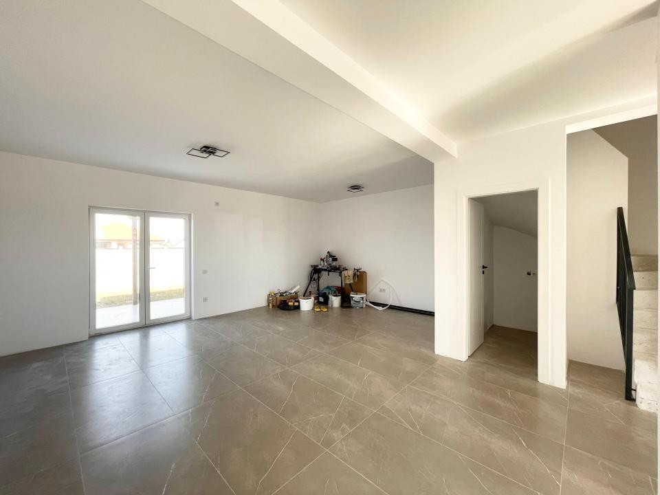 Duplex modern 4 camere  Mosnita-Urseni