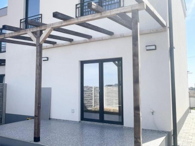 Duplex modern 4 camere  Mosnita-Urseni