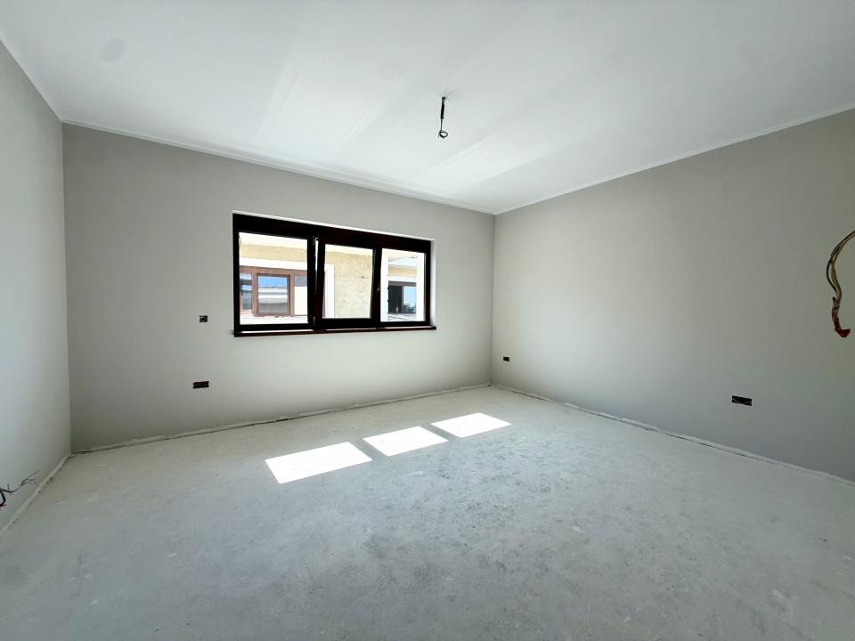Duplex spatios, 5 camere, 162 mp utili, 538 mp teren - Dumbravita