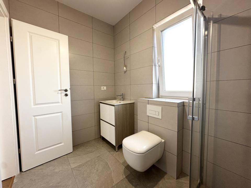 Duplex 3 camere, 91 mp utili, 351 mp teren - Sag