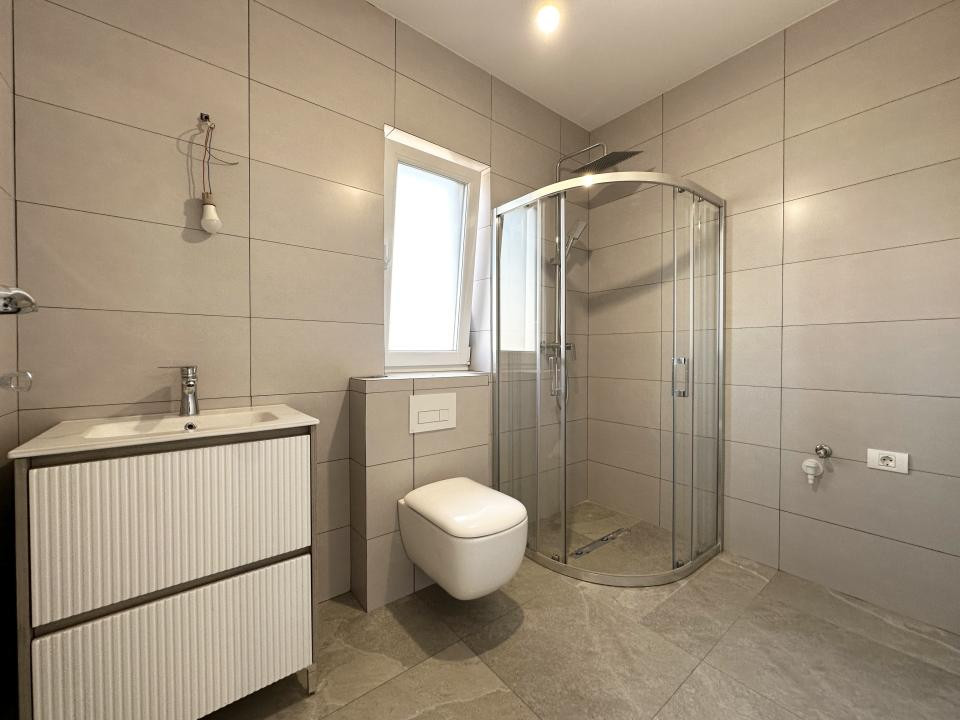 Duplex 3 camere, 91 mp utili, 351 mp teren - Sag
