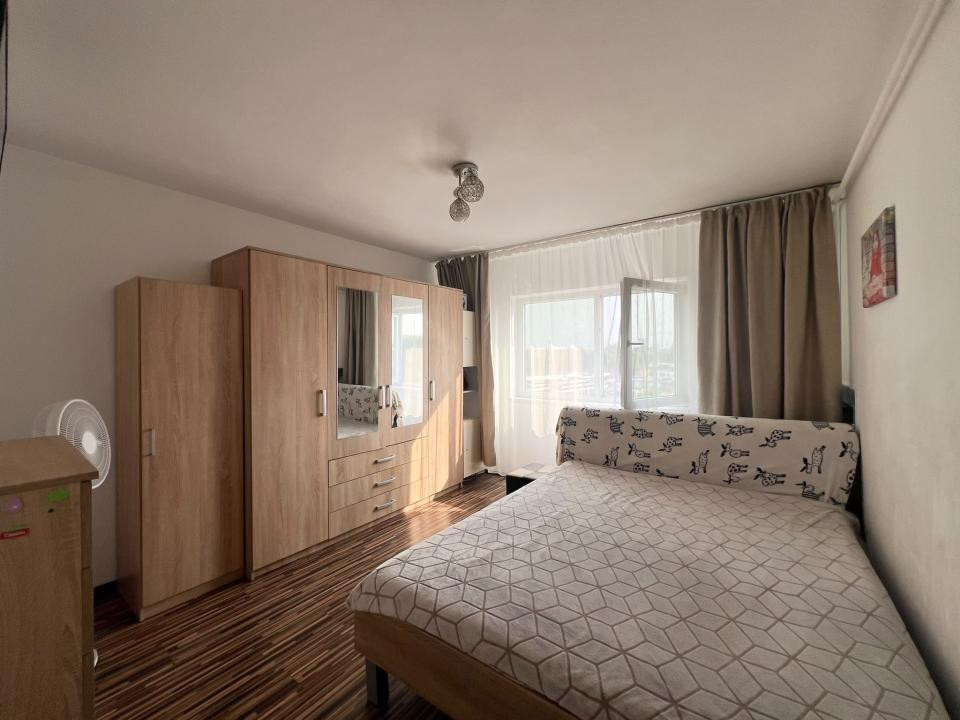  Apartament 2 camere, decomandat, 41 mp utili, etaj 2 - zona Garii