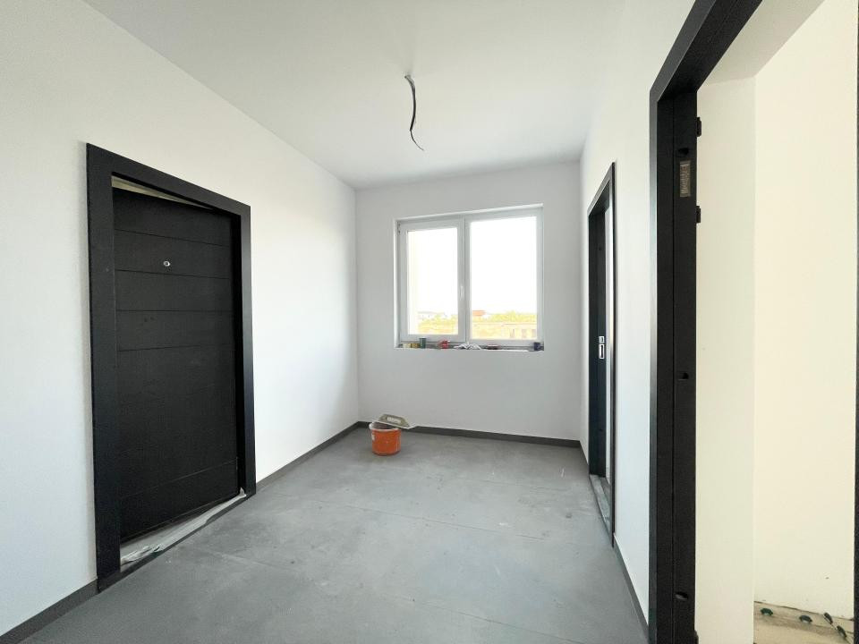 Apartament 3 camere, balcon 18mp - Mosnita Veche