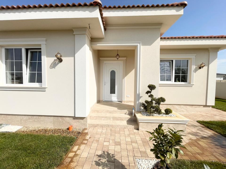 Casa individuala | Finisaje premium | 118 mp | 550 mp teren | Mosnita Veche
