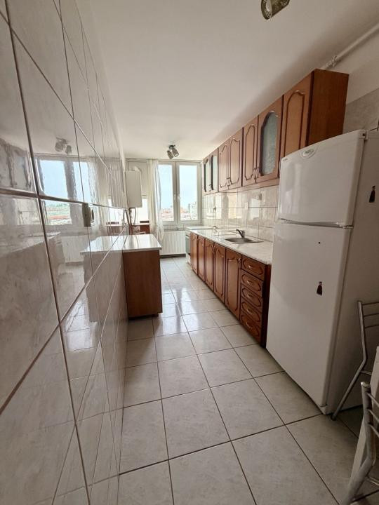 Apartament spatios 3 camere, decomandat- zona Dacia