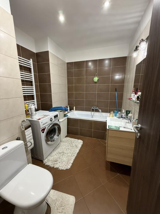 Apartament cu 2 camere, 61 mp utili + balcon 8 mp - Complex Uranus, Soarelui