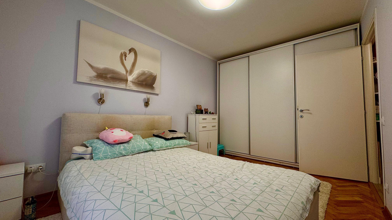 Apartament 3 camere, 70 mp utili, decomandat, zona Aradului