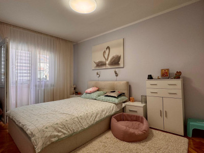 Apartament modern 3 camere, 70 mp utili, decomandat - zona Aradului