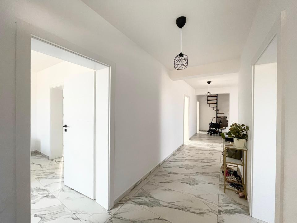 Casa Individuala parter 120mp + pod mansardat - Urseni