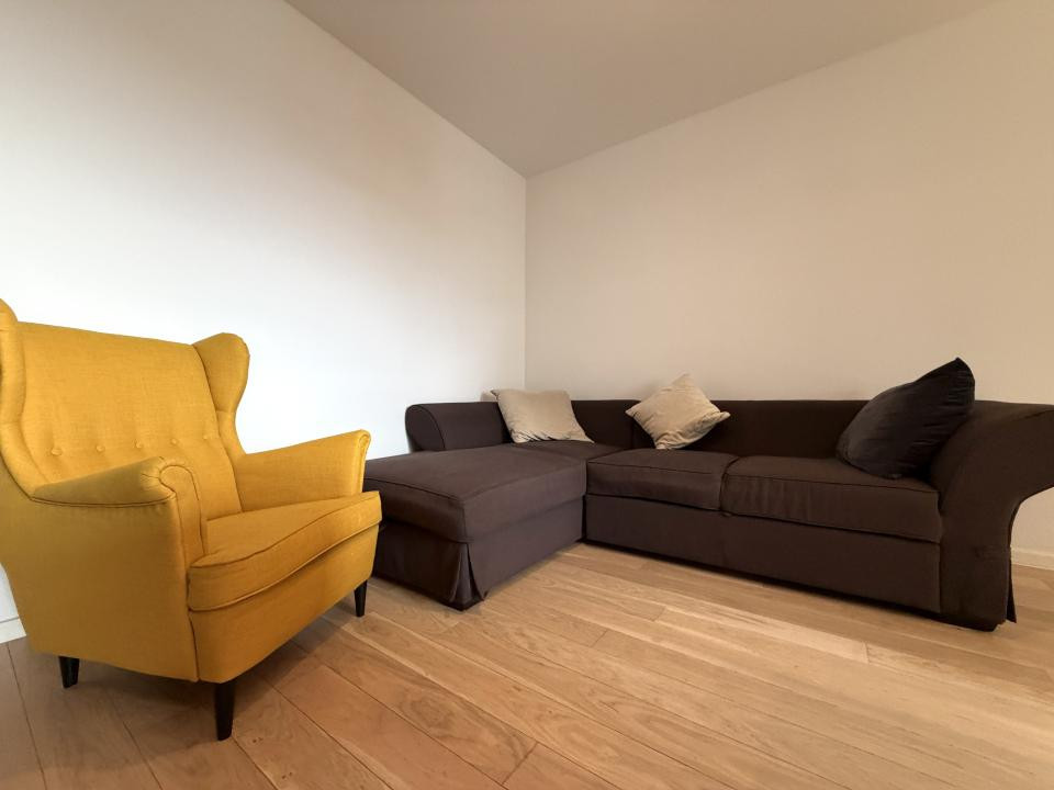 Apartament cu 2 camere, etaj 3, 45 utili, terasa 12mp - zona Central
