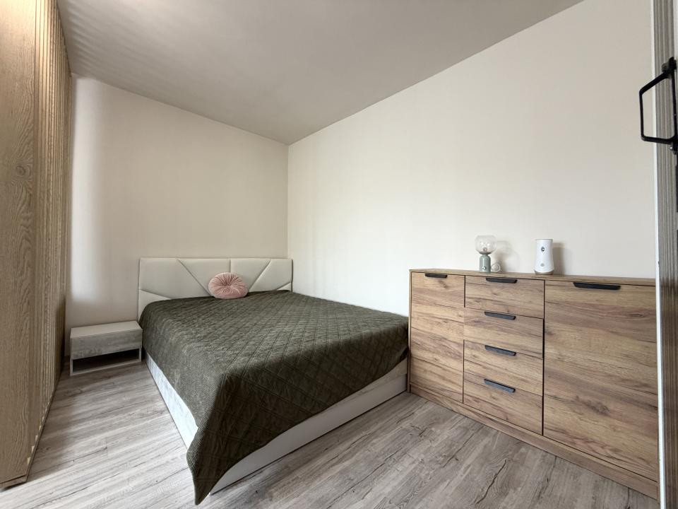 Apartament cu 1 camera, 28 mp utili, etaj 3 -Complexul Studentesc