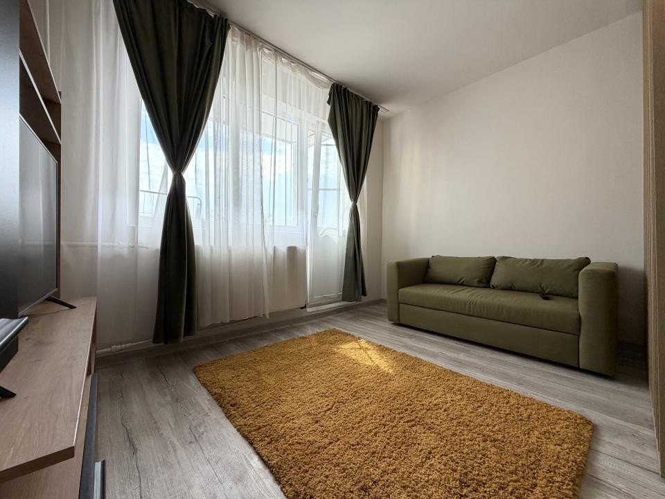 Apartament cu 1 camera, 28 mp utili, etaj 3 -Complexul Studentesc
