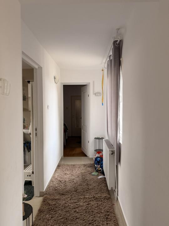 Casa individuala, 300 mp, utili, 1100 mp gradina   - Sag