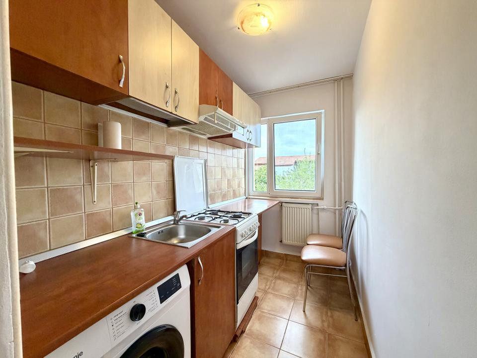Apartament 2 camere, 38 mp utili, etaj 3 - Complexul Studentesc 