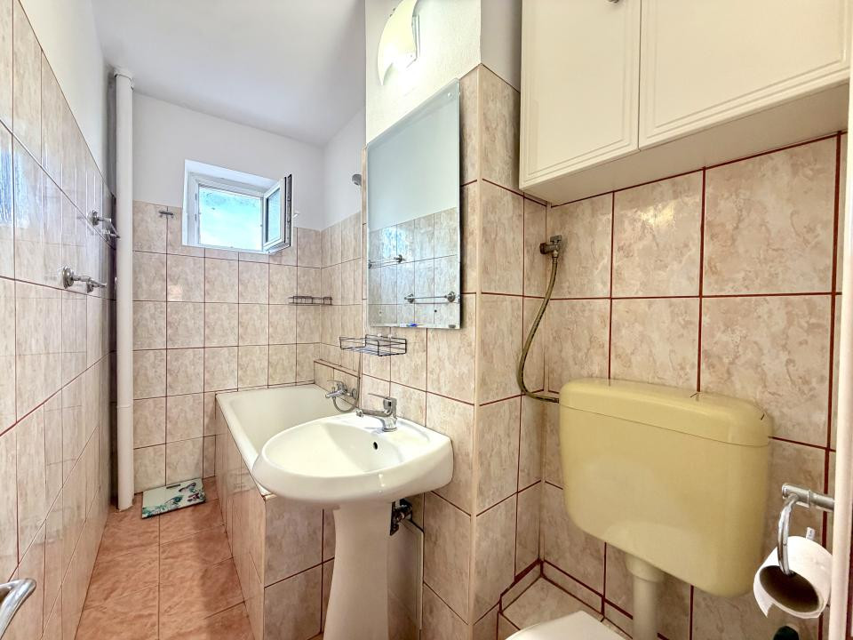 Apartament 2 camere, 38 mp utili, etaj 3 - Complexul Studentesc 