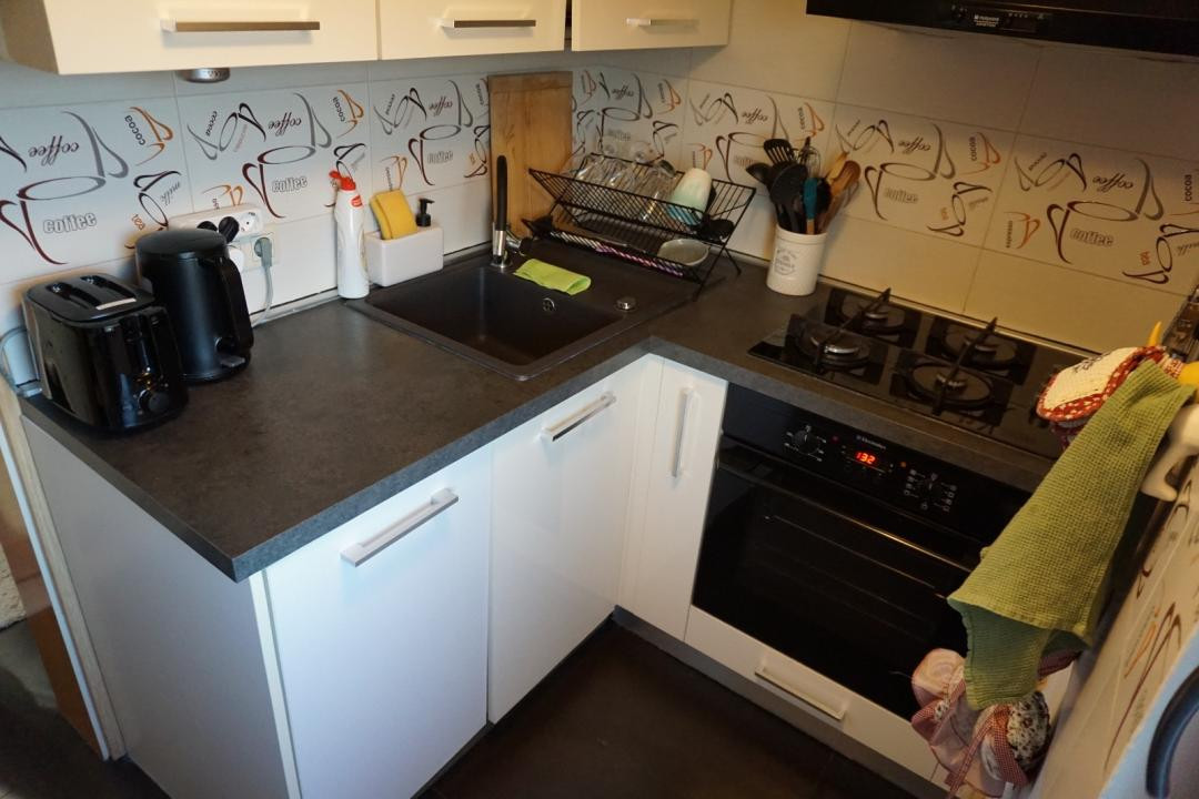 Apartament 2 camere, decomandat, mobilat, zona Bucovina 