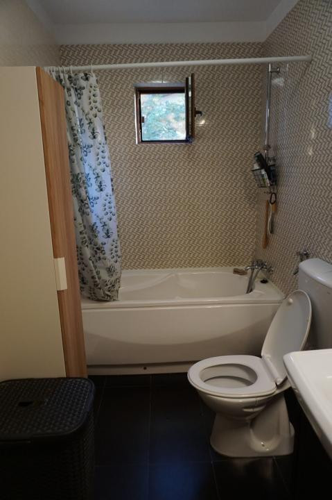 Apartament 2 camere, decomandat, mobilat, zona Bucovina 