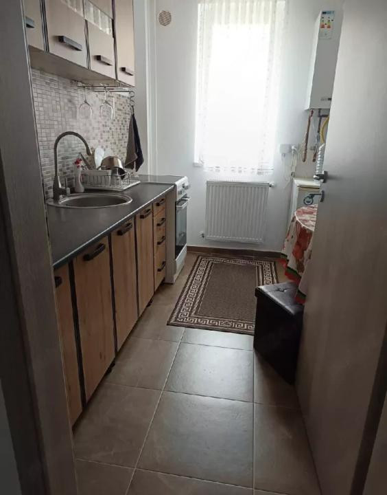 Apartament 1 camera, decomandat, 38 mp utili, etaj 1, loc de parcare - Giroc