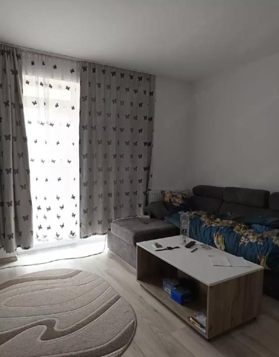 Apartament 1 camera, decomandat, 38 mp utili, etaj 1, loc de parcare - Giroc