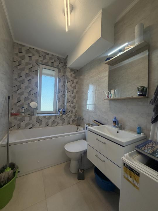 Apartament 2 camere, open space, etajul 1, terasa 8mp in Giroc 