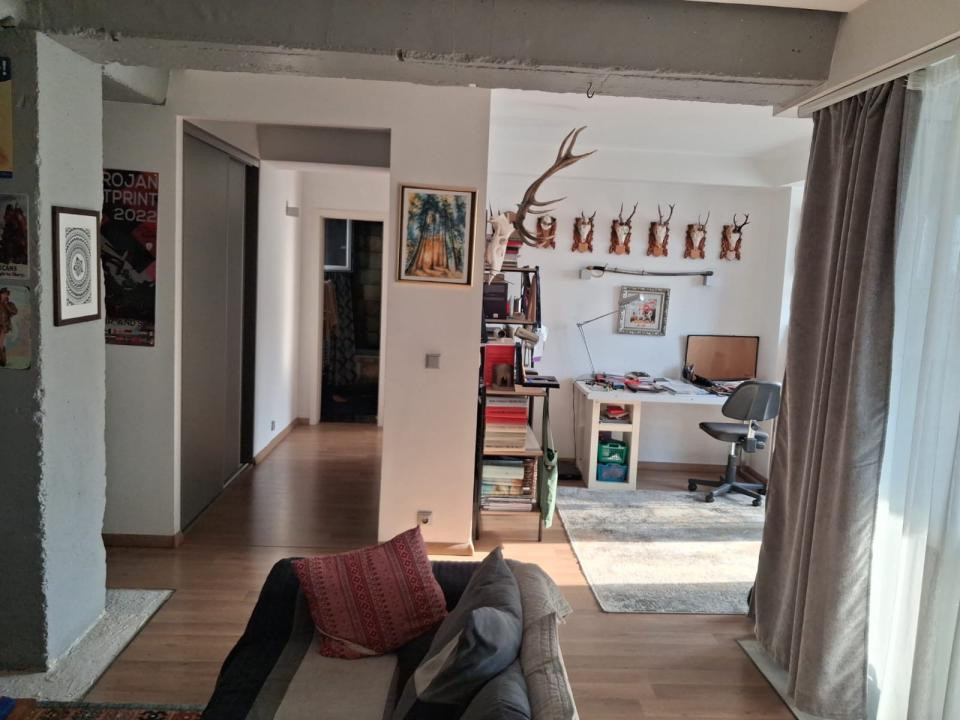 Apartament 3 camere, semidecomandat, 88 mp utili, terasa, etaj 8 -Gheorghe Lazar