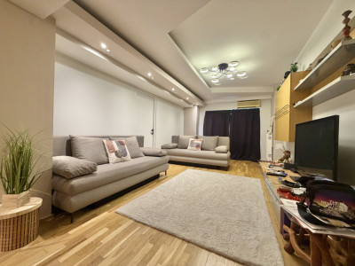 Apartament 3 camere, renovat, lift, 2 bai, zona Tipografilor 