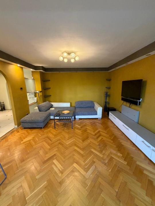 Apartament 3 camere, decomandat, 76,2 mp utili, etaj 4 - Girocului