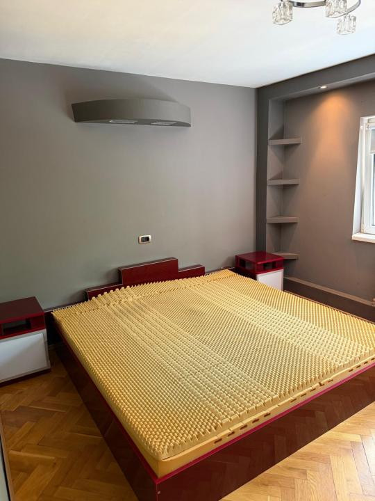Apartament 3 camere, decomandat, 76,2 mp utili, etaj 4 - Girocului