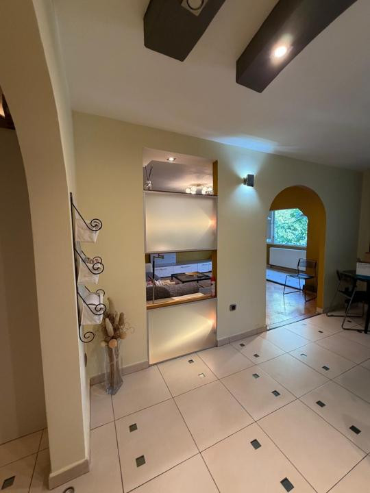 Apartament 3 camere, decomandat, 76,2 mp utili, etaj 4 - Girocului