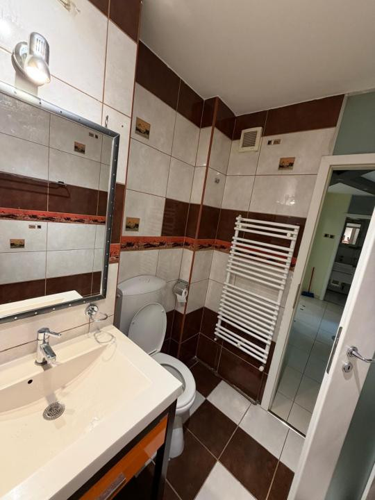 Apartament 3 camere, decomandat, 76,2 mp utili, etaj 4 - Girocului